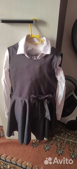 Школьная форма на первый класс