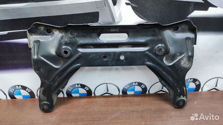 Пластина переднего подрамника Mercedes W211, W219