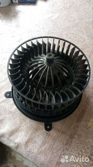 Мотор печки Mercedes 210