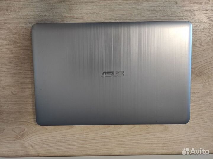 Ноутбук Asus 8Gb на SSD диске
