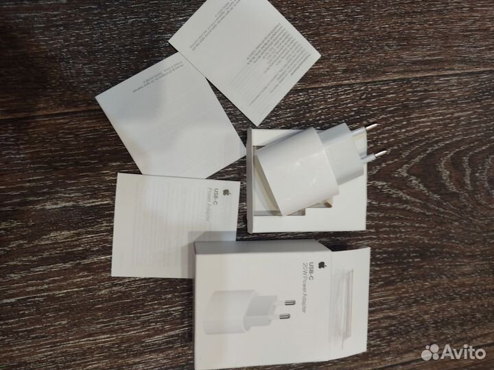 Блок питания для iPhone