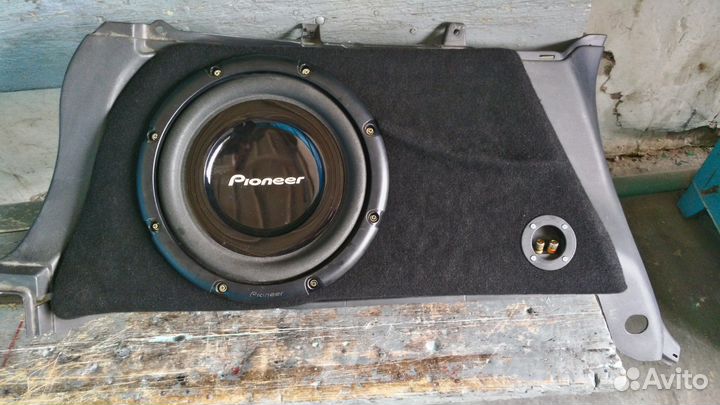 Сабвуфер Стелс для Impreza GH/GRB/XV '07-'12г