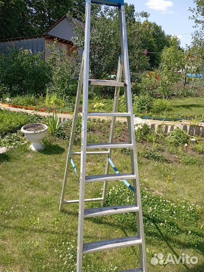 Лестница стремянка