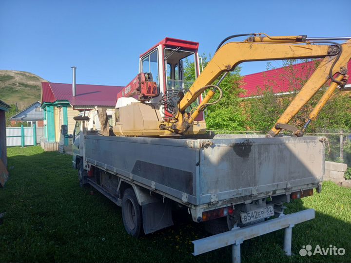 Isuzu Elf с КМУ, 2003