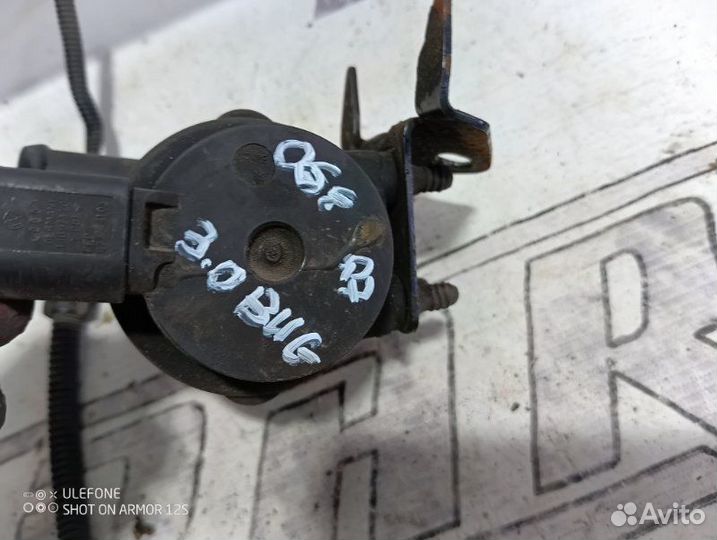 Дополнительная помпа Audi Q7 4L 3.0 BUG 2007