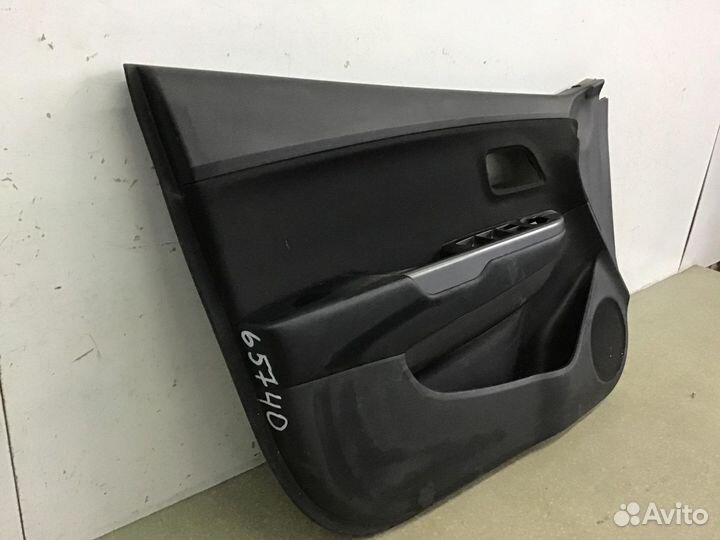 Обшивка двери передней левой Kia RIO 2011-2017