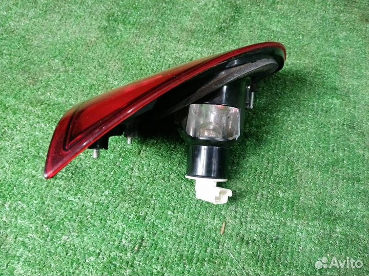 Фонарь задний правый Nissan Qashqai J10E MR20DE