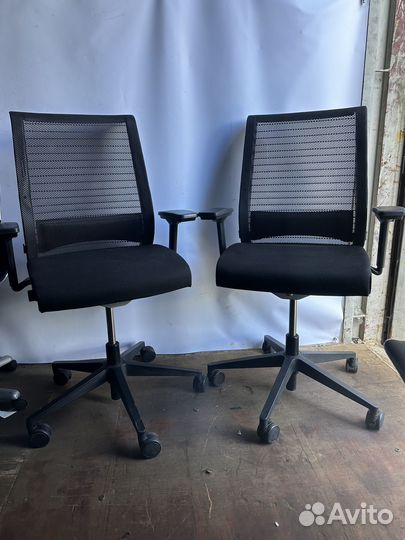 Компьютерное кресло Steelcase Think