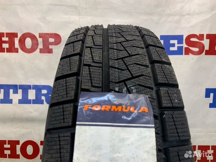 Pirelli Formula Ice FR 215/60 R17 100T