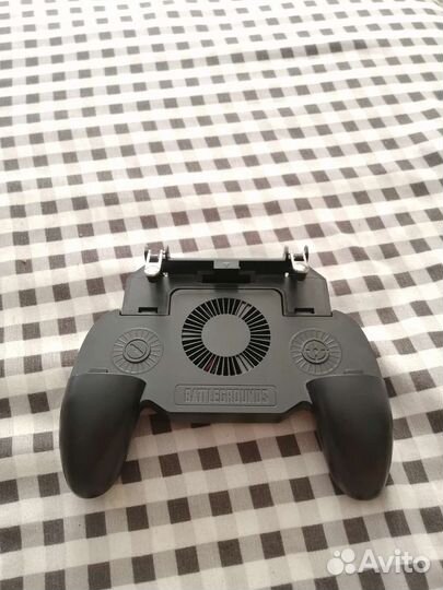 Игровой джойстик для телефона