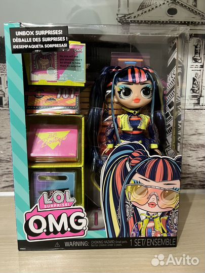 LOL OMG Core Victory, Pose