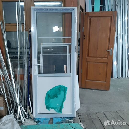 Двери входные