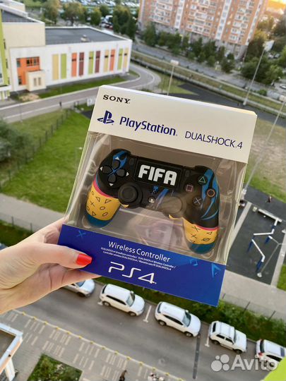 Джойстики на ps4 Sony PlayStation 4 DualShock 4 v2
