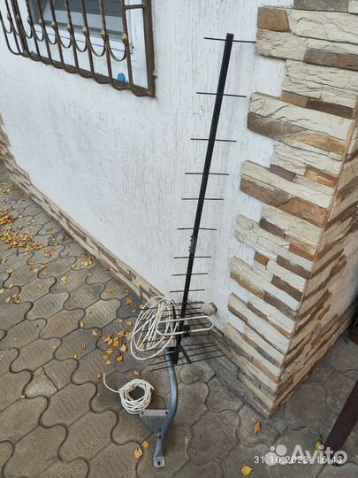 Тв антенна уличная + 8м кабеля