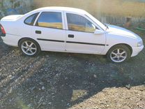 Opel Vectra 1.6 MT, 1996, 300 000 км, с пробегом, цена 140 000 руб.