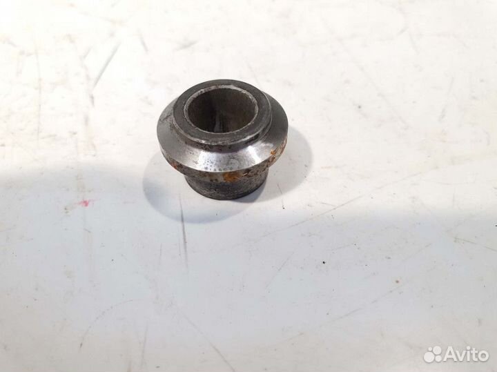 Ось заднего колеса Kawasaki zzr 400 1993