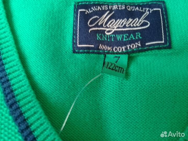 Жилетка зеленая для мальчика