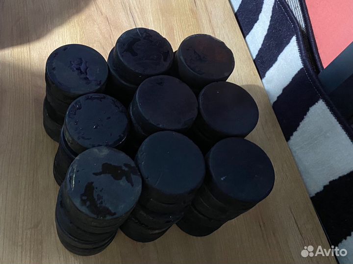 Шайба хоккейная бу