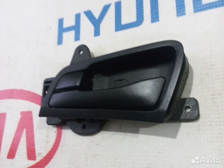 Ручка задняя левая Hyundai i30 1 FD 07-10г.в