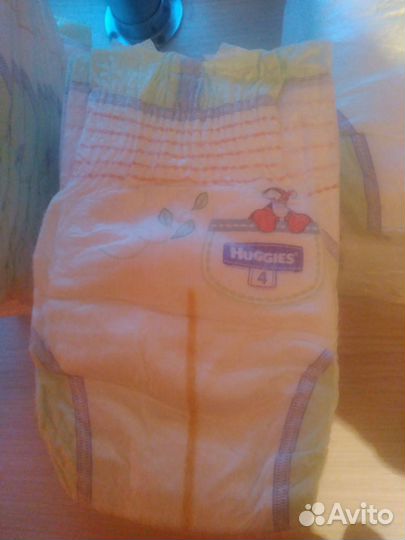 Памперсы детские 4