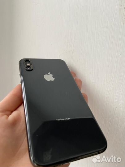 Телефон iPhone 10