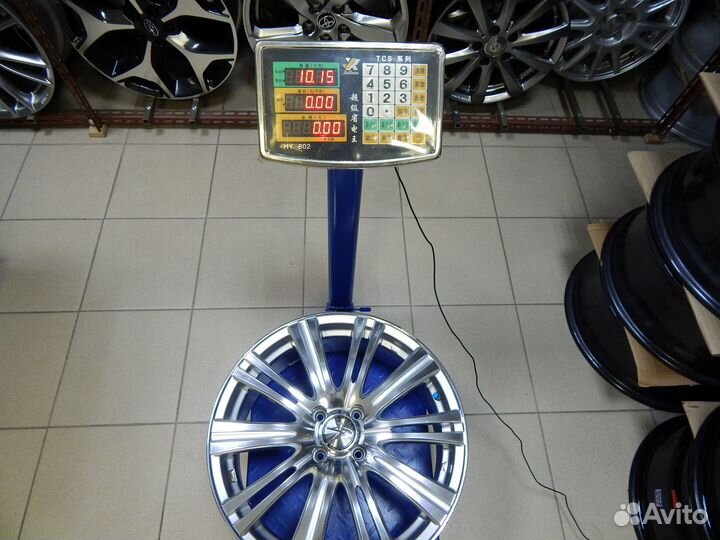 1023 Weds Leonis R17 4*100 ET42 б/п по РФ