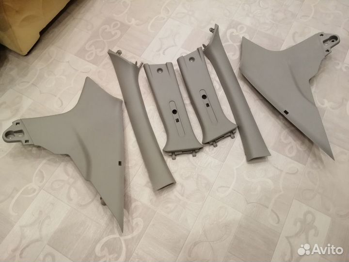 Обшивка стоек салона Renault Logan 2