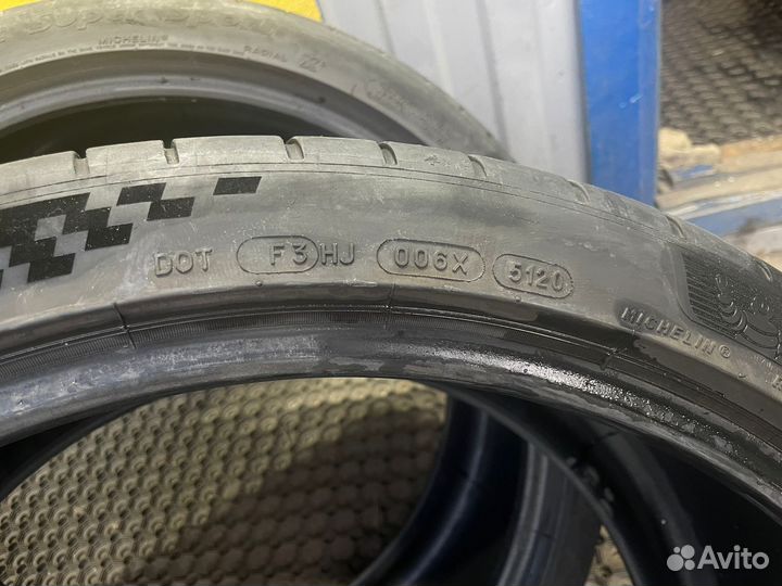 Michelin Pilot Sport 4 S 275/35 R22 и 315/30 R22 107Y