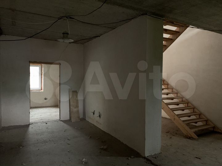 Дом 500 м² на участке 20 сот.