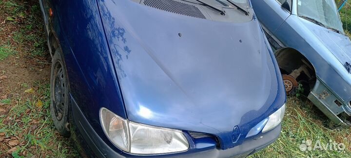 Капот Рено Сценик