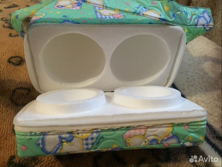 Продам контейнер-термо для бутылочек