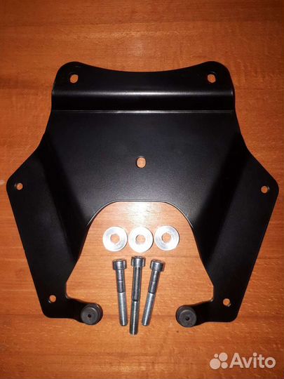 Yamaha FJR1300 крепление площадки центрального коф