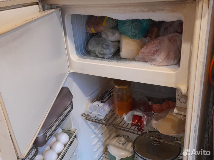Рабочий холодильник бу