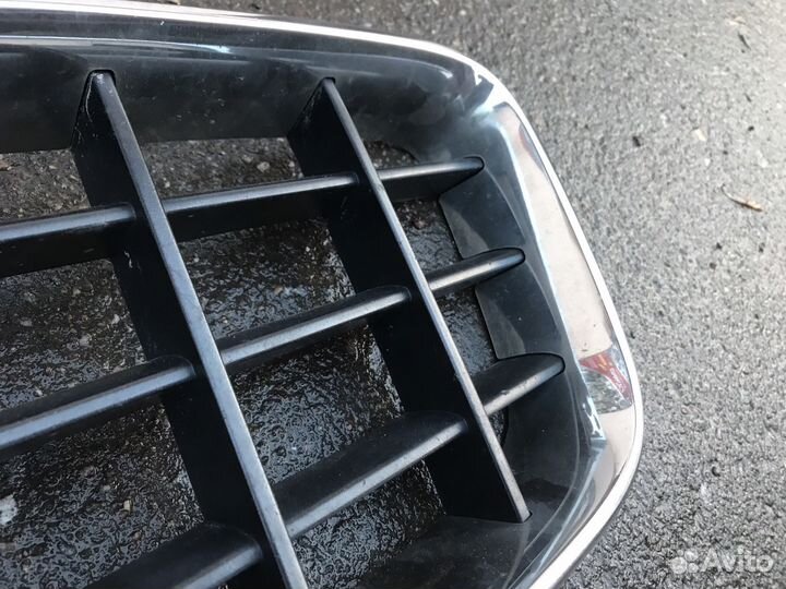 Volvo XC90 решетка радиатора