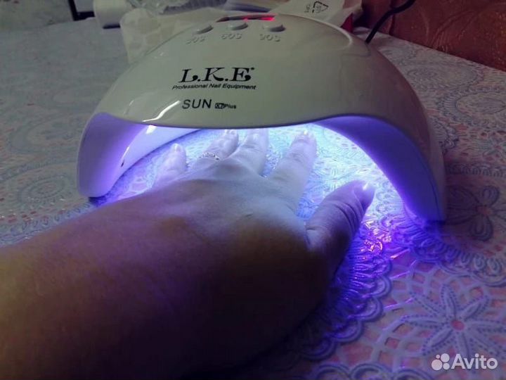 Новая лампа для маникюра
