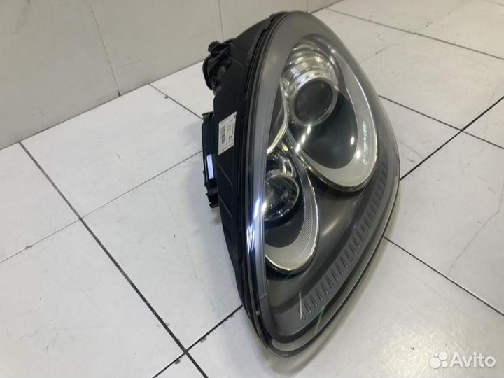 Фара левая Porsche Cayenne 958