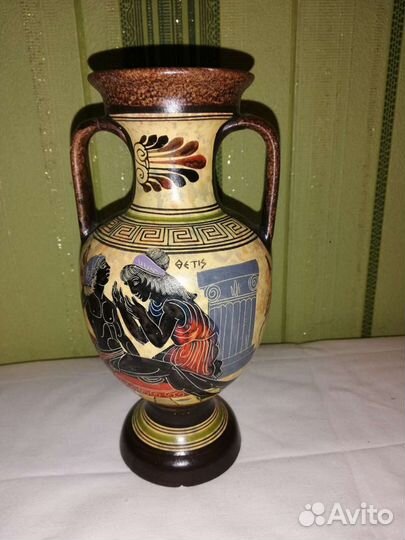 Глиняный кувшин