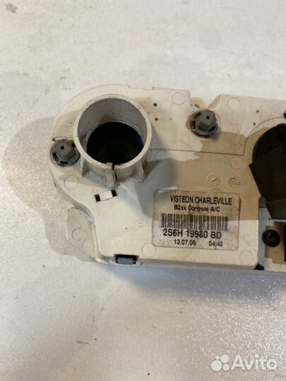 Блок управления климат-контролем Ford Fusion