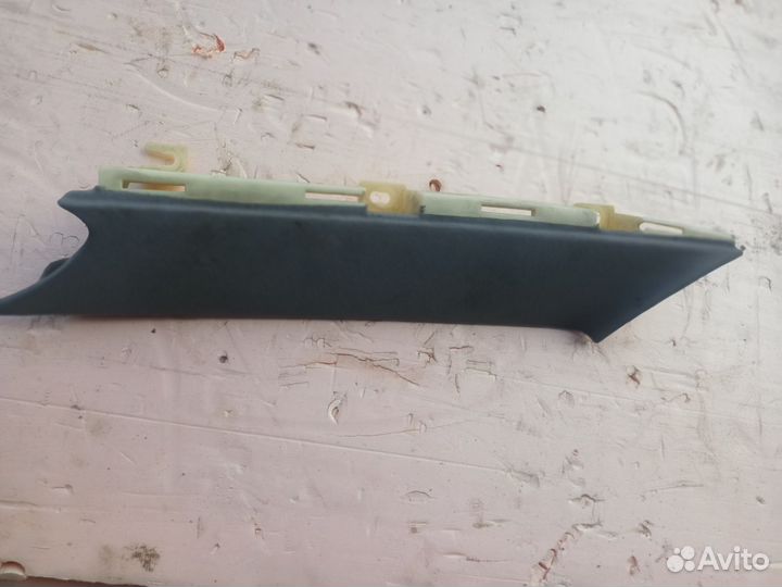 Обшивка стойки задняя левая 4E0867245C4R2 Audi A8