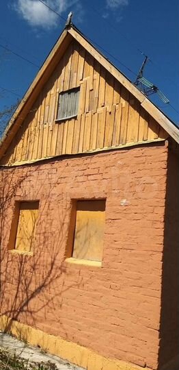 Дача 20 м² на участке 5 сот.