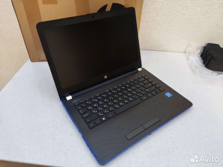 Новый 4х ядерный ноутбук HP intel/8GB/SSD