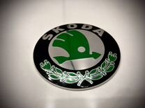 Эмблема Skoda зеленая