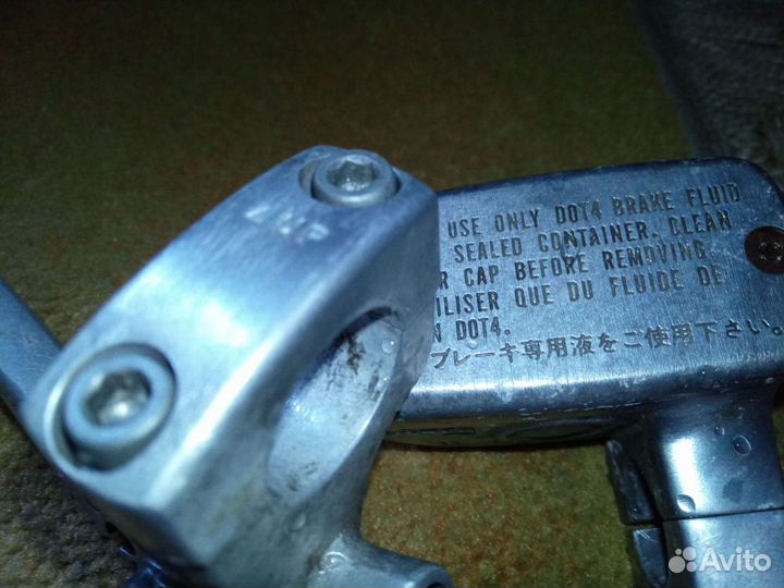 Ручка сцепления и тормоза