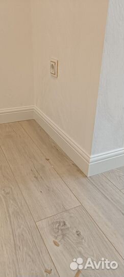 Установка плинтуса