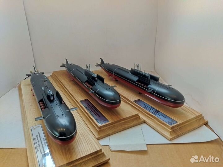 Сувенирные модели атомных подводных лодок