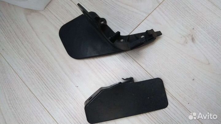 Накладки стоек брызговики subaru