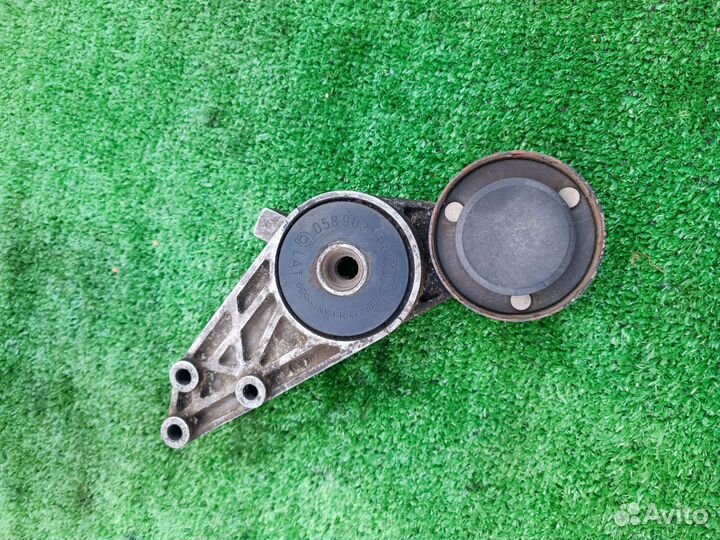 Натяжитель ремня генератора Ауди а4 б5
