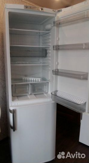 Холодильник Hotpoint-Ariston rmba 2200. LH бу