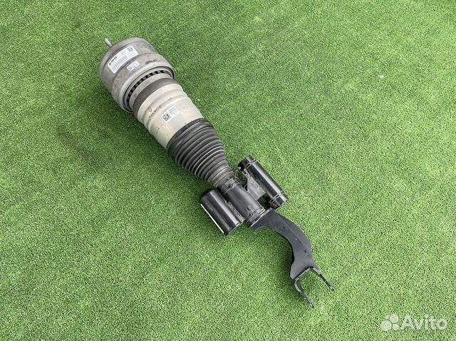 Амортизатор передний левый Mercedes W213 213 AMG