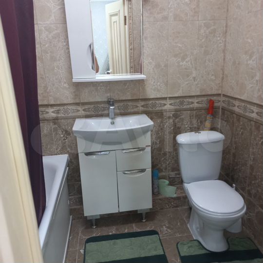 2-к. квартира, 90 м², 8/11 эт.